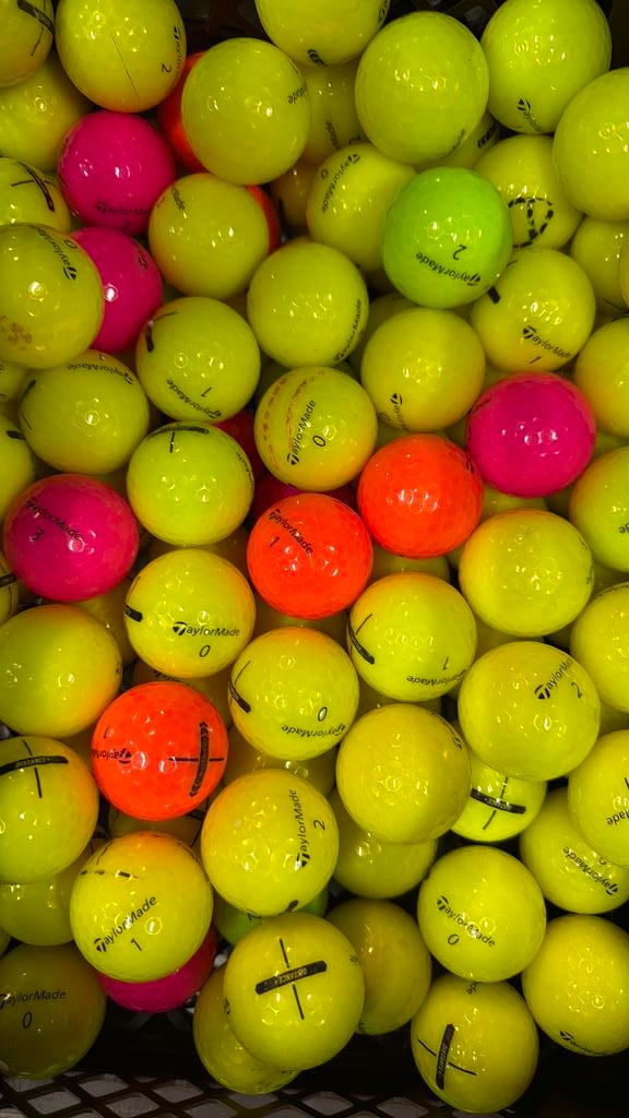 Taylormade distance golfballen geel 50 stuks super deal, Ophalen of Verzenden, Zo goed als nieuw, Bal(len)