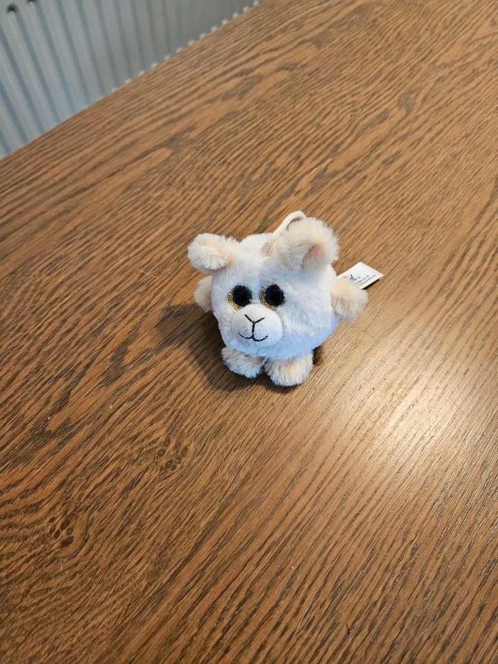mooi knuffeltje   (dv10, Kinderen en Baby's, Speelgoed | Knuffels en Pluche, Zo goed als nieuw, Overige typen, Ophalen of Verzenden
