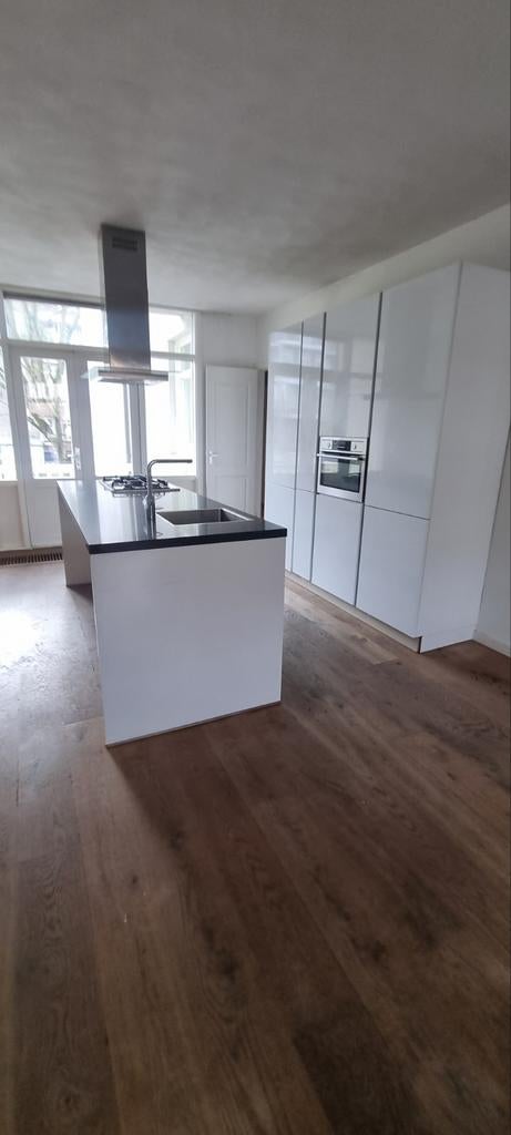 Mooie witte keuken met kookeiland, Ophalen of Verzenden, Wit, Overige typen, Met kookeiland