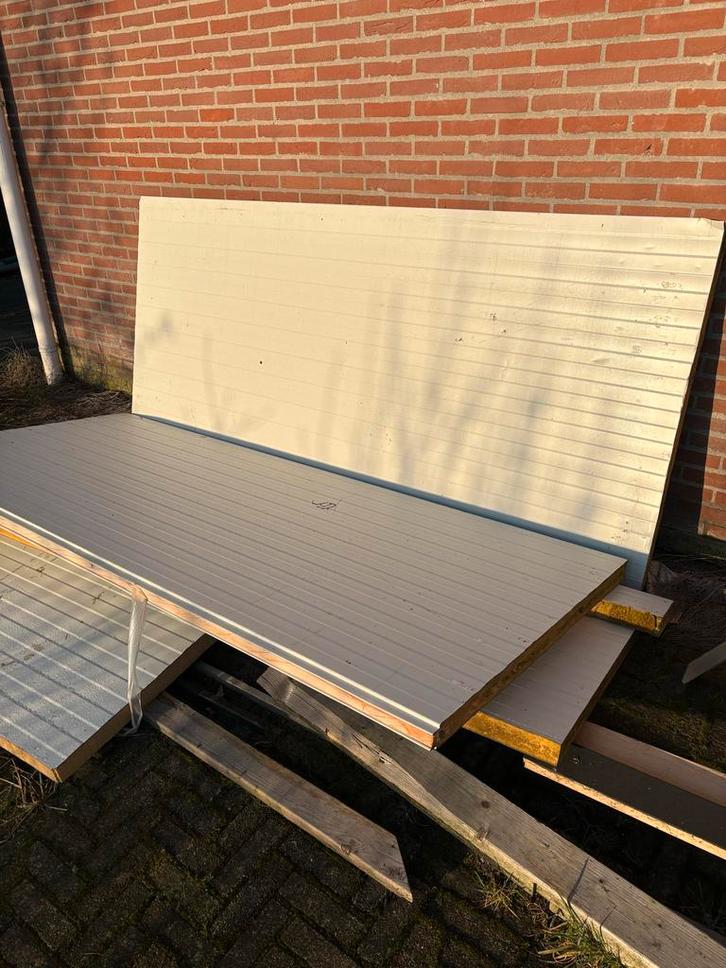 Geïsoleerde sandwichpanelen, Doe-het-zelf en Verbouw, Platen en Panelen, Gebruikt, Overige materialen, 20 tot 50 mm, Ophalen