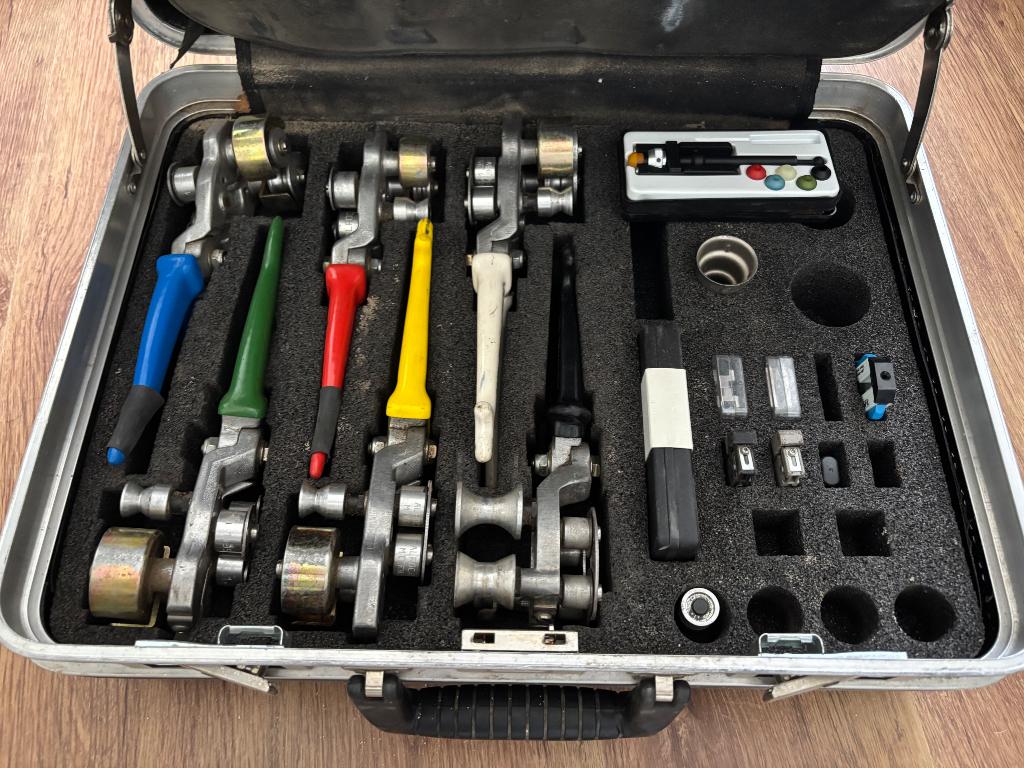 Fibob tangen en glasvezel gereedschap, Ophalen, Gevuld, Gebruikt