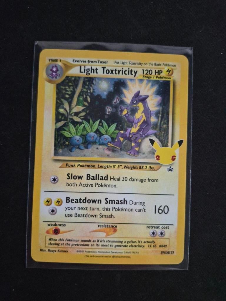 Light Toxtricity SWSH137, Ophalen of Verzenden, Nieuw, Losse kaart, Foil