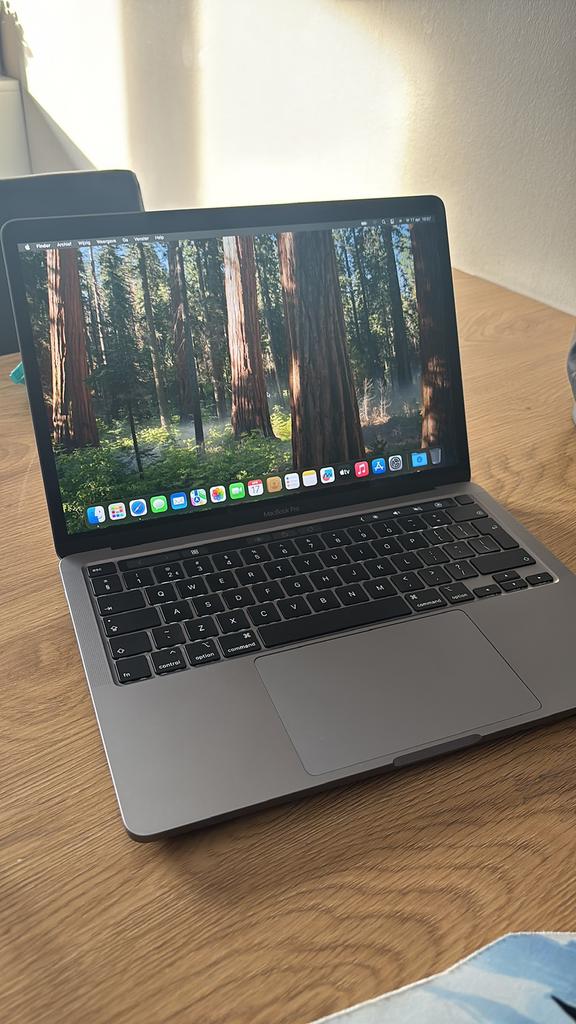 ZGAN! Macbook PRO 2020 Touchbar, Computers en Software, Apple Macbooks, MacBook Pro, 256 GB, Qwerty, 8 GB