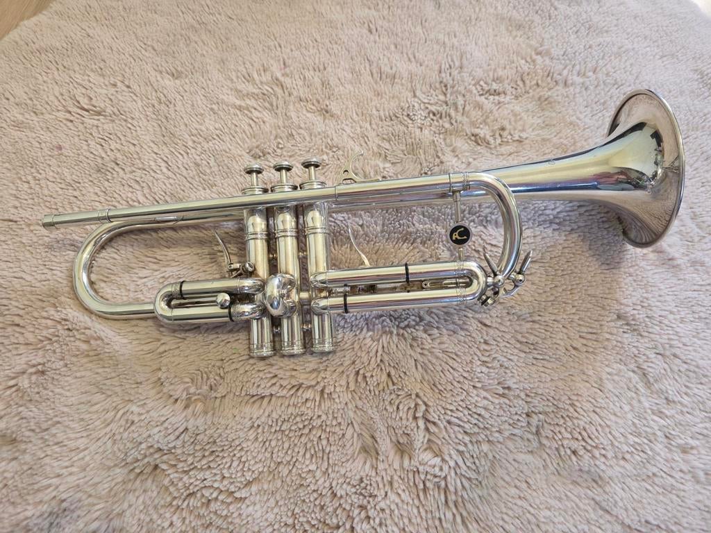 Trompet Antoine Courtois, Ophalen of Verzenden, Gebruikt, Bes-trompet, Met koffer