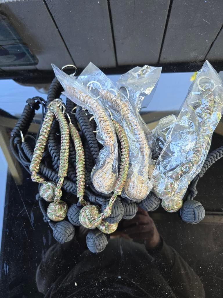 21x Zelfverdediging Sleutelhanger Paracord Stalen Kogel, Ophalen of Verzenden, Nieuw, Overige typen