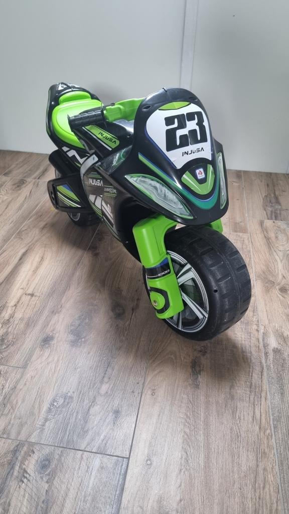 Loopmotor Injusa groen zwart, Ophalen of Verzenden