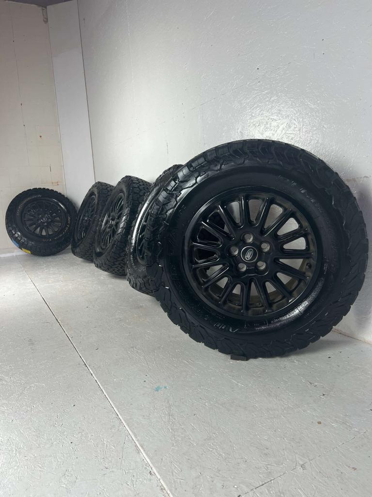 5x Originele Landrover Defender velgen 18" 5x120 all-season