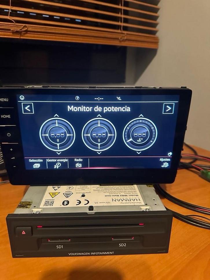 Volkswagen Discover Pro MIB2.5 + 9.2inch display, Auto diversen, Autonavigatie, Zo goed als nieuw, Ophalen of Verzenden