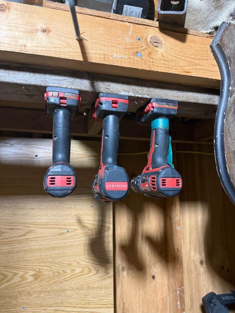 Milwaukee M18 accu- en gereedschapshouder, Ophalen of Verzenden