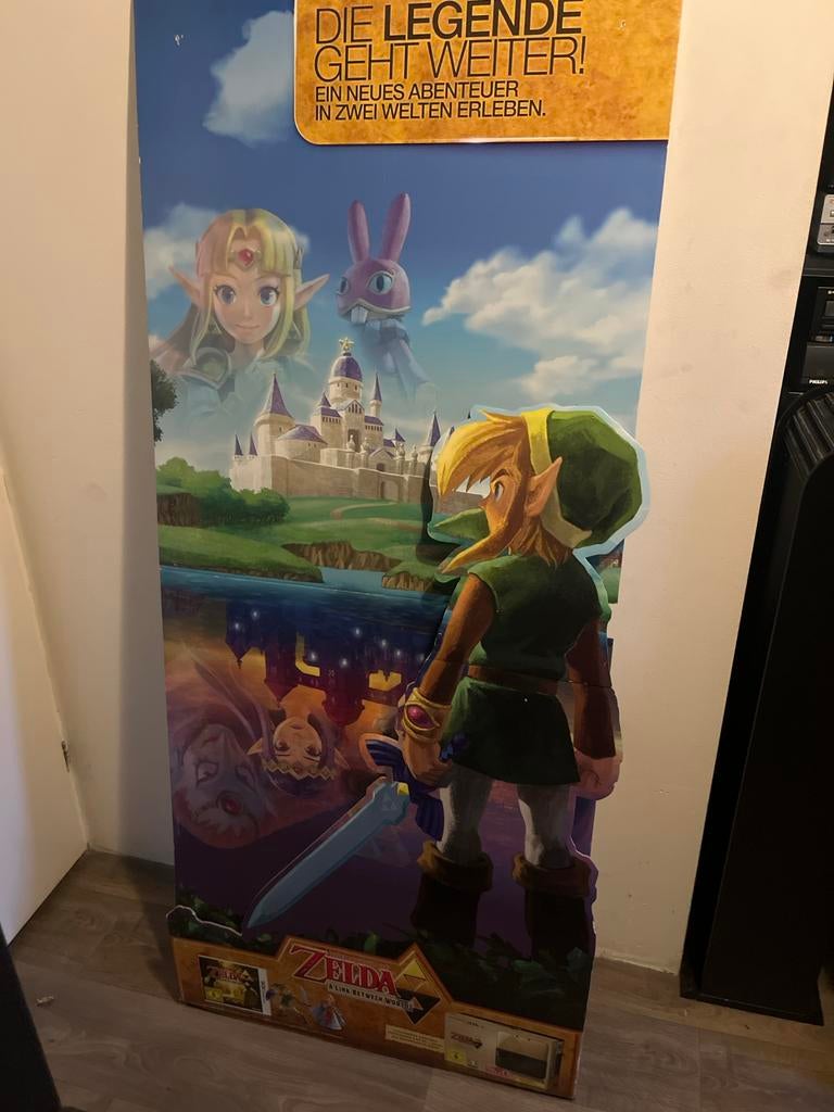 Zelda: A Link Between Worlds Display - Nintendo 3DS, Spelcomputers en Games, Games | Nintendo 2DS en 3DS, Gebruikt, Avontuur en Actie