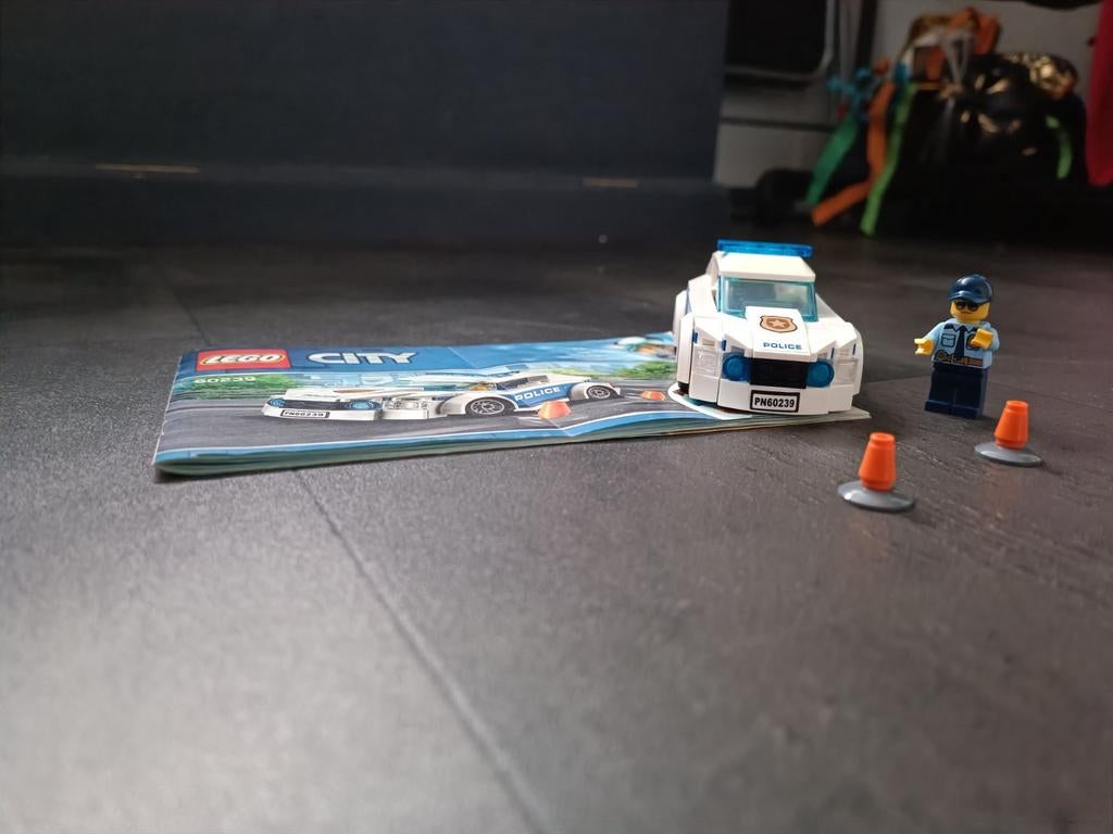 Lego politie auto, Ophalen