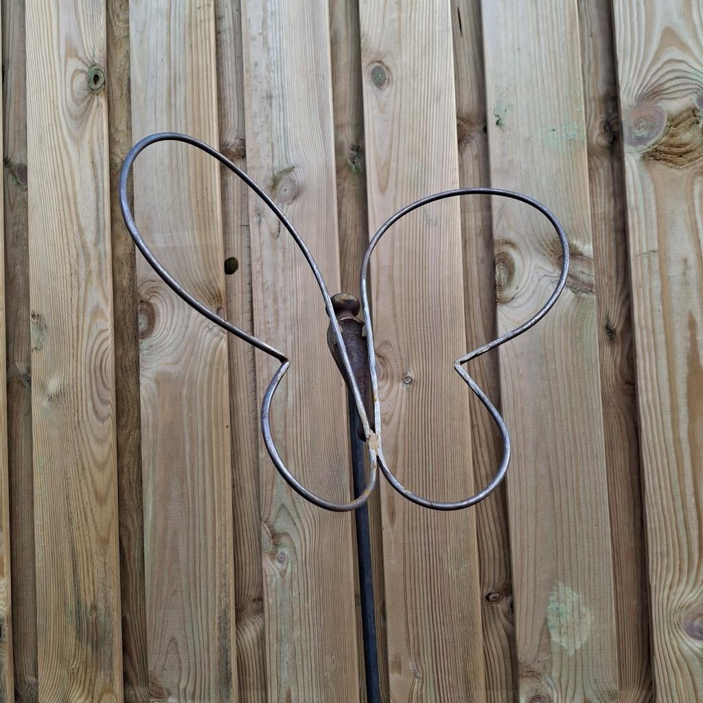 Ijzeren Vlinder Tuinprikker / Tuindecoratie, Ophalen of Verzenden, Zo goed als nieuw