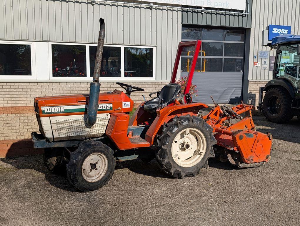 Kubota B1502 tractor | trekker met frees, Kubota Europe - Benelux Branch, Info@kubota.nl, Rietveldstraat 22
8013 RW  Zwolle, NL