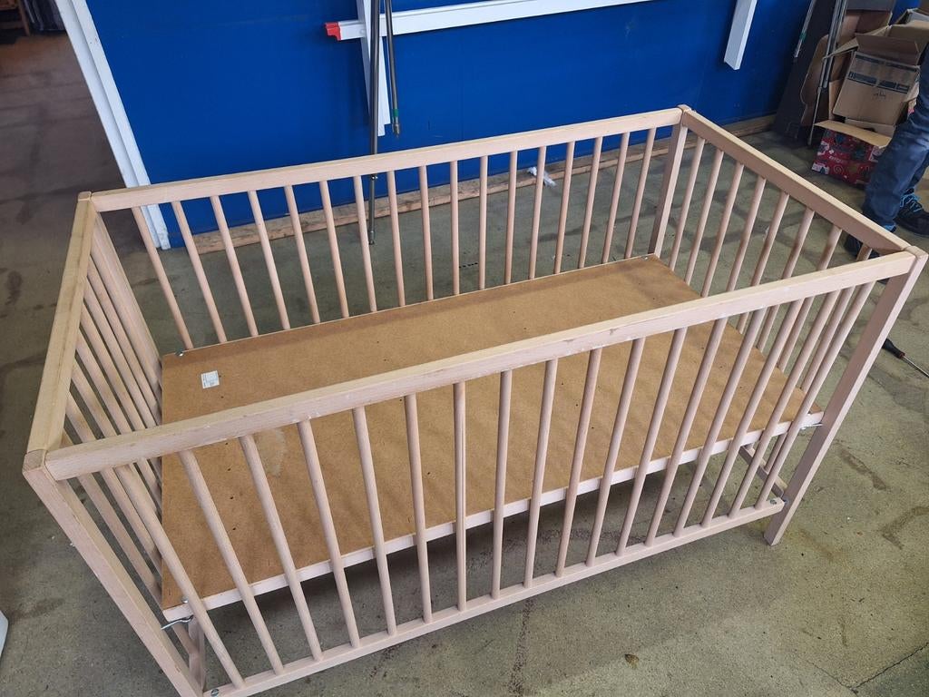 Houten ledikant, Kinderen en Baby's, Babywiegjes en Ledikanten, Ophalen, Ledikant