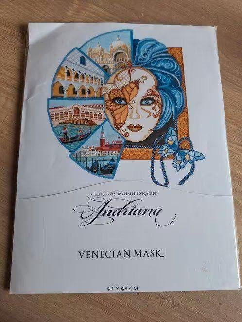 Borduurpakket Venetian Mask Adriana - Nieuw in verpakking, Ophalen of Verzenden, Nieuw, Handborduren, Borduurpakket