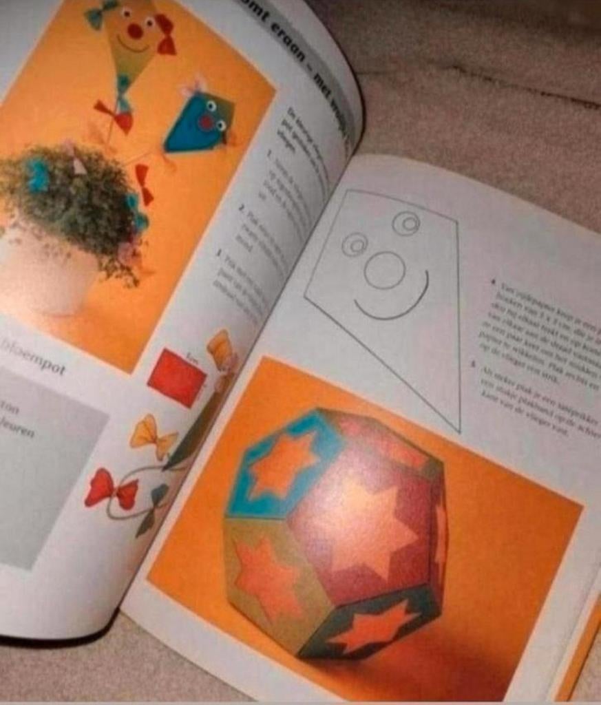 Leuke Knutsel Projecten met Papier en Karton Boek, Hobby en Vrije tijd, Knutselen, Ophalen of Verzenden