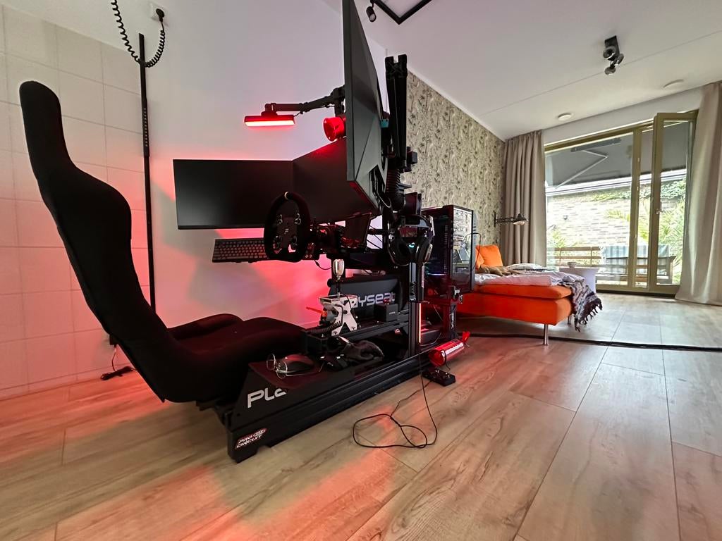 Complete Simrace Cockpit / Simrig, Ophalen, Zo goed als nieuw, Moza