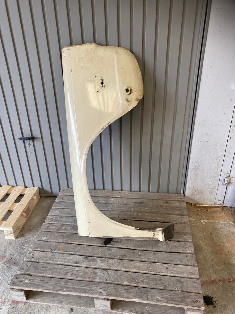 Triumph tr 250 spatbord, Auto-onderdelen, Ophalen of Verzenden, Voor, Triumph, Spatbord