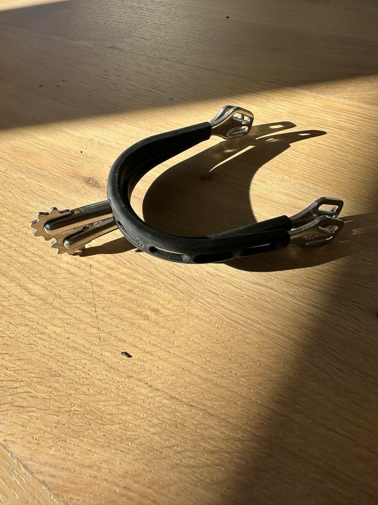 HS Sprenger sporen ultrafit grip met grof wieltje 35mm, Dieren en Toebehoren, Ophalen of Verzenden, Dressuur