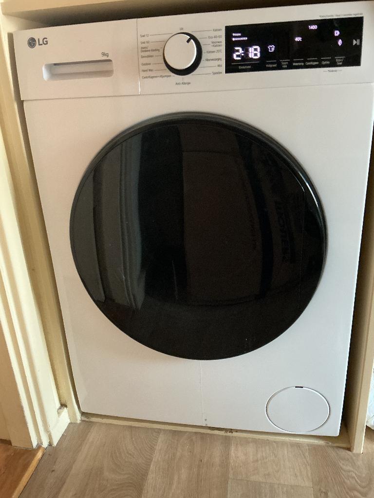 Wasmachine LG, Ophalen, 1200 tot 1600 toeren, Gebruikt, 8 tot 10 kg