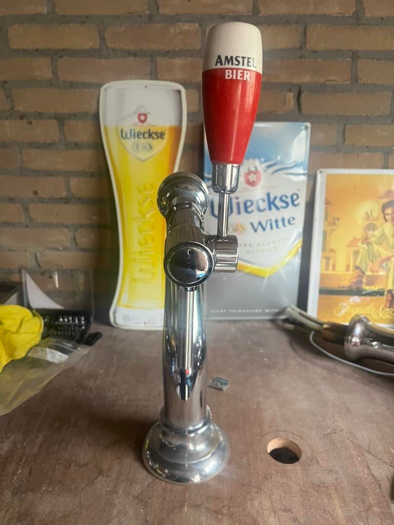 Enkele ossenhoorn tapzuil met tapkraan., Ophalen of Verzenden, Zo goed als nieuw, Overige merken