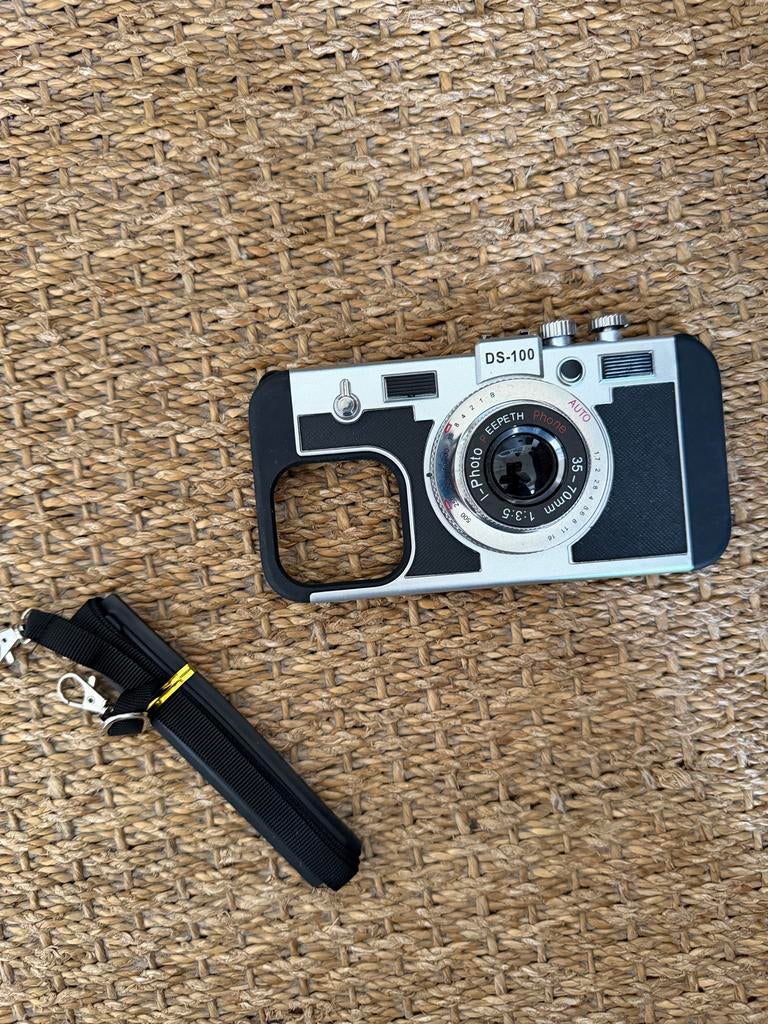 iPhone 15 Pro hoesje camera Emily in Paris, Ophalen of Verzenden, Nieuw, Hoesje of Tasje