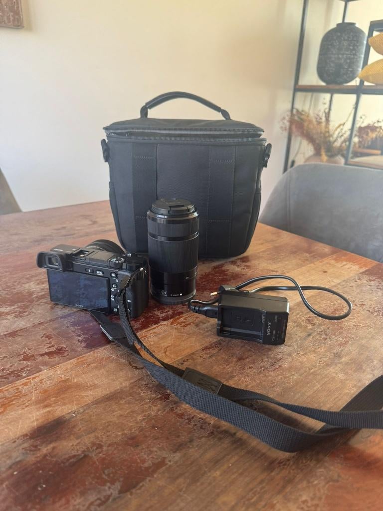 Sony Alpha 6100 Systeemcamera, 24 MP, 4K Video,, Diensten en Vakmensen, Film- en Videobewerking, Film- of Videodigitalisatie