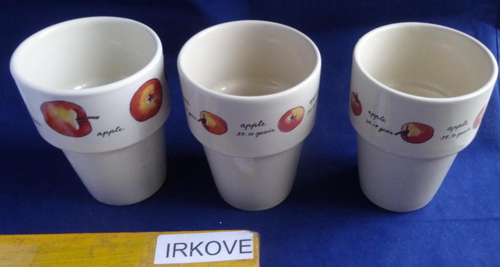 JET * SERVIESGOED ! * Divers *, Huis en Inrichting, Keuken | Servies, Zo goed als nieuw, Overige typen, Overige stijlen, Porselein