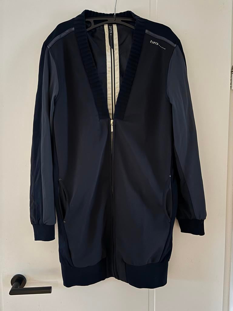 Zip73 vest travelstof maat 38 - zo goed als nieuw, Ophalen of Verzenden, Zo goed als nieuw, Maat 38/40 (M), Blauw