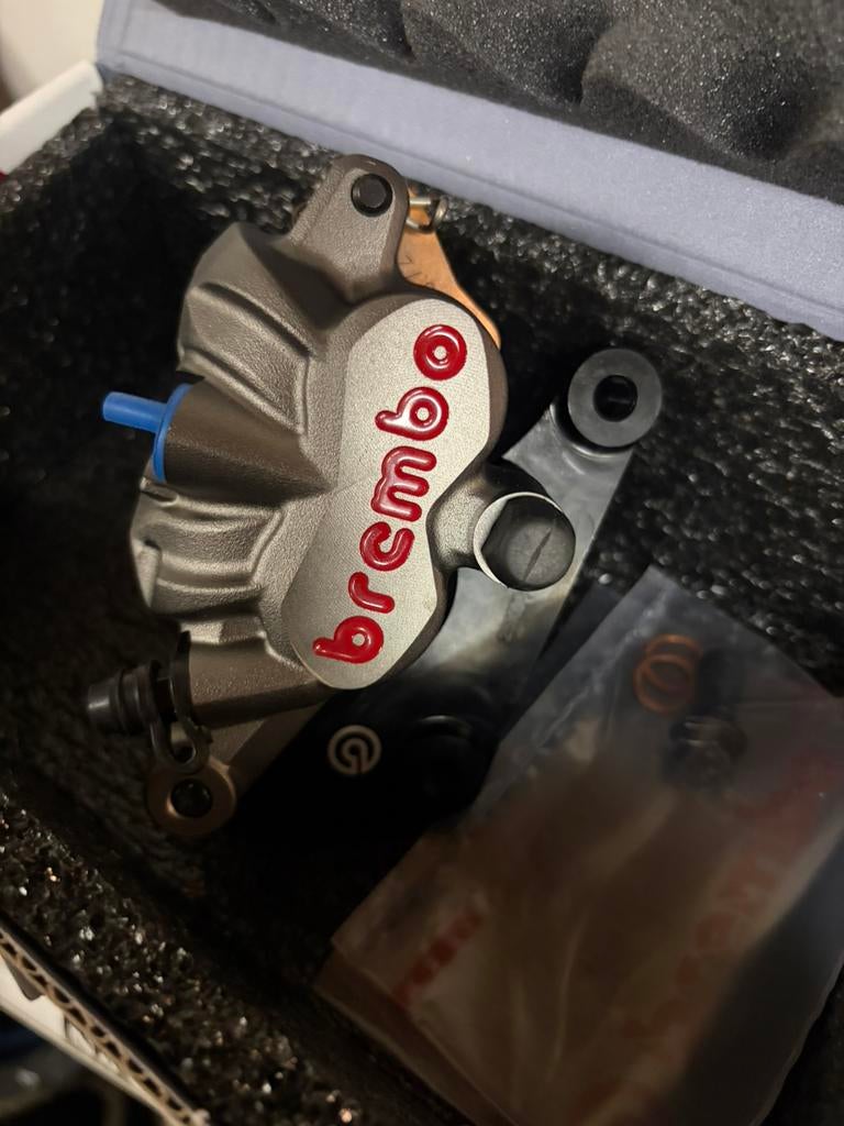 Brembo remklauw Yamaha Yz250F/450F YZ250, Motoren, Ophalen of Verzenden, Nieuw