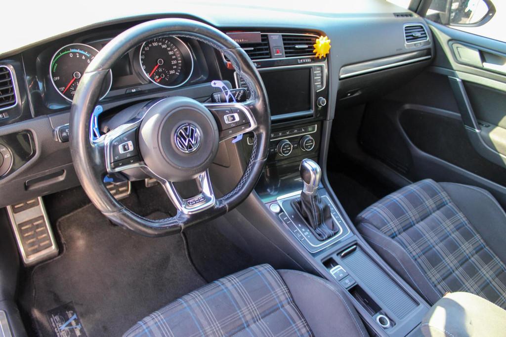 Volkswagen Golf 1.4 TSI GTE|CAM|PANO|NAVI|*PILOT>, Auto's, Gebruikt, Euro 6, 4 cilinders, Met garantie (alle)