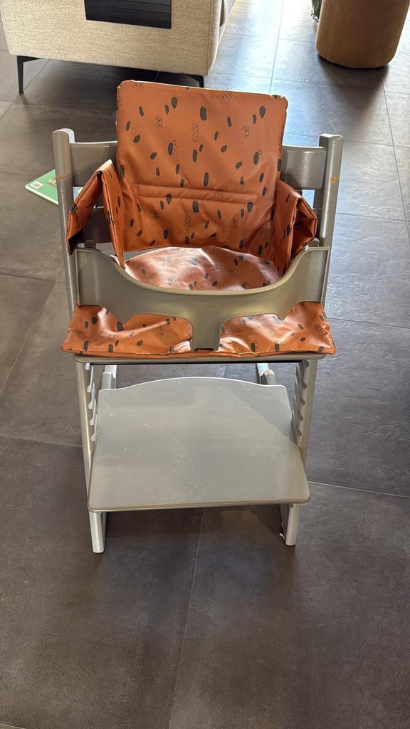 Stokke Tripp Trapp + Baby Set + Tafelblad | incl. kussenset, Kinderen en Baby's, Kinderstoelen, Ophalen, Gebruikt, Meegroeistoel
