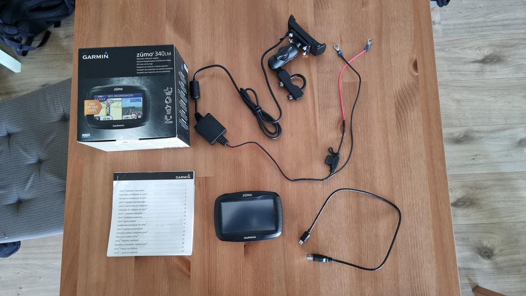 Garmin Zumo 340LM motor navigatie, Motoren, Accessoires | Navigatiesystemen, Ophalen of Verzenden, Zo goed als nieuw