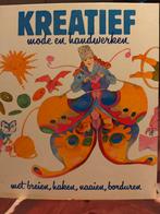 Schriftelijke cursus mode en creatief, Ophalen of Verzenden, Boek