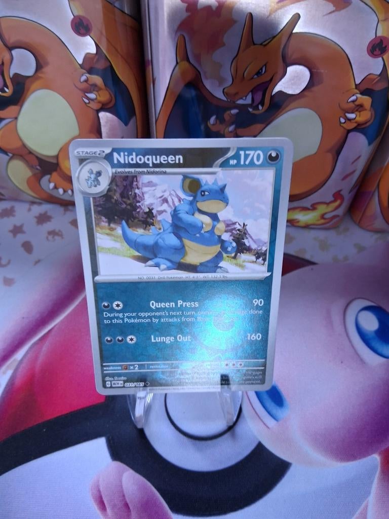 Pokémon kaart Nidoqueen reverse holo mew 151 170 HP, Ophalen of Verzenden, Zo goed als nieuw