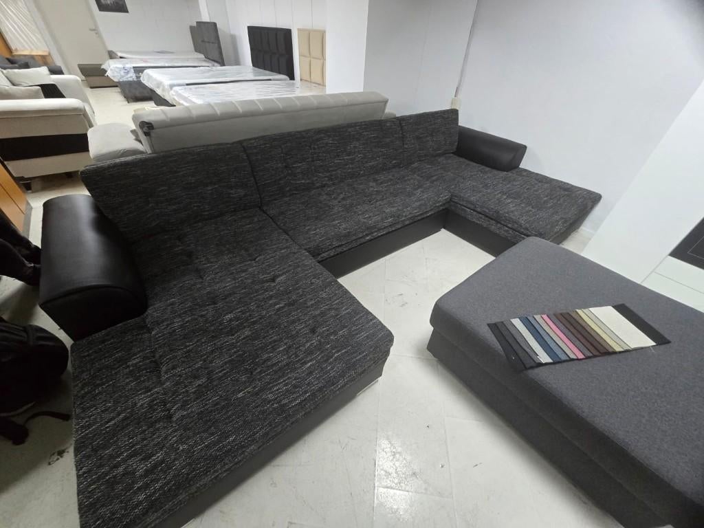 uitverkoop van banken, slaapbanken, hoekbanken, op=op, Huis en Inrichting, Banken | Bankstellen, Ophalen of Verzenden, Nieuw, Vierpersoons of meer