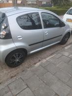Citroën C1 1.0i 68PK 5D 2012 Grijs, Voorwielaandrijving, 4 stoelen, C1, Origineel Nederlands