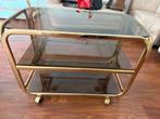 Gouden serveerwagen met rookglazen platen, Huis en Inrichting, Tafels | Salontafels, Ophalen, 50 tot 75 cm, 50 tot 100 cm, Rechthoekig