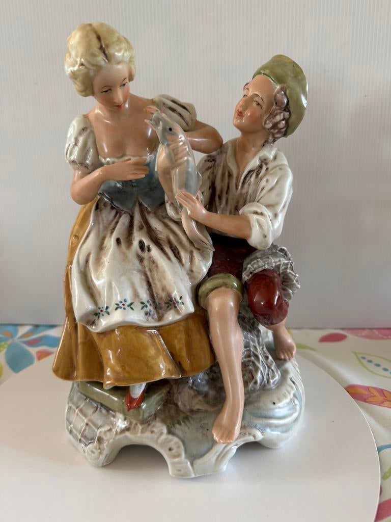 Romantisch paar met vis ( schade), Antiek en Kunst, Ophalen of Verzenden