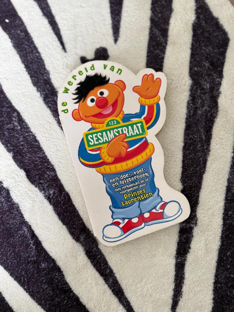Heel goed Sesamstraat Doe & Voel boek braille 9789047608448, 3 tot 4 jaar, Prinses Laurentien, Ophalen of Verzenden, Zo goed als nieuw