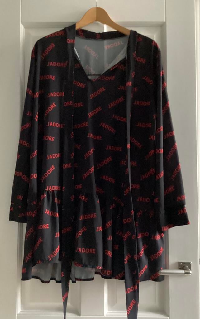 Jurk J’adore zwart rood Maat M Nieuwstaat, Kleding | Dames, Ophalen of Verzenden, Zo goed als nieuw, Maat 38/40 (M), Rood