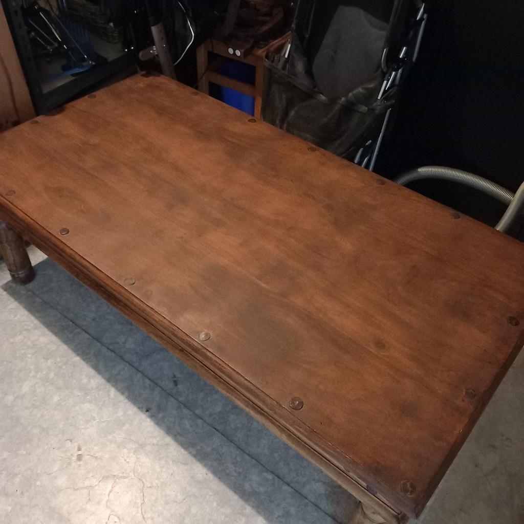 Grote houten salontafel, Indiase tafel, koloniaal landelijk, Huis en Inrichting, Tafels | Salontafels, Ophalen, 100 tot 150 cm