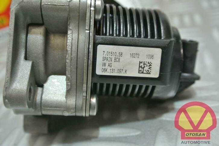 vw golf 7 gti combiklep secundaire luchtpomp 06k131097k, Auto-onderdelen, Motor en Toebehoren, Gebruikt, Volkswagen, Volkswagen AG