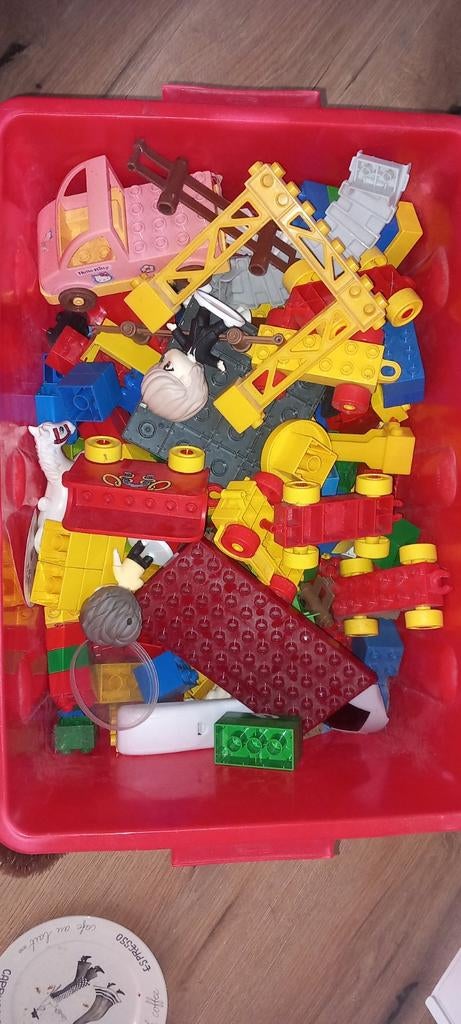 Grote doos met diverse nep Duplo bouwstenen en figuren, Kinderen en Baby's, Speelgoed | Bouwstenen, Ophalen of Verzenden, Gebruikt