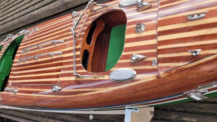 Typhoon van aeronaut, Hobby en Vrije tijd, Modelbouw | Boten en Schepen, Ophalen