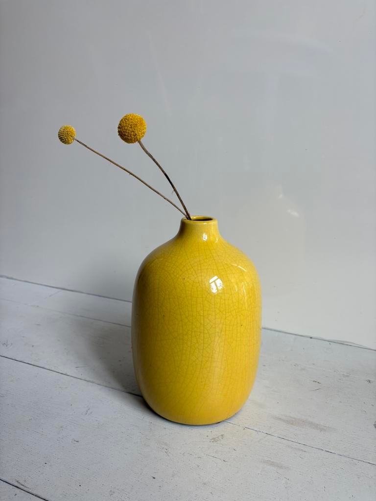 Design vaas geel, Geel, Aardewerk of Porselein, Ophalen of Verzenden, Zo goed als nieuw