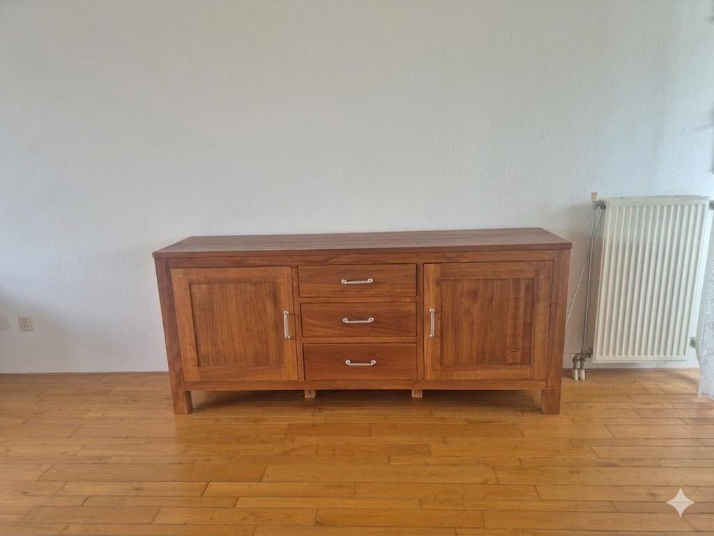 Massief houten dressoir - Koloniale/Landelijke stijl, Huis en Inrichting, Kasten | Dressoirs, Ophalen, Gebruikt, 100 tot 150 cm