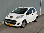 Peugeot 107 1.0 12V 5DR 2011 Wit / Airco | NAP, Voorwielaandrijving, Euro 5, Stof, Zwart