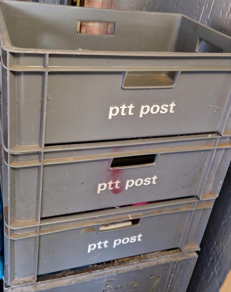 Ptt post bakken kratten, Ophalen, Gebruikt, 50 tot 75 cm, Minder dan 35 cm