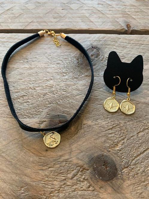 Bijen, Sieraden, Tassen en Uiterlijk, Oorbellen, Nieuw, Hangers, Overige materialen, Goud, Ophalen of Verzenden